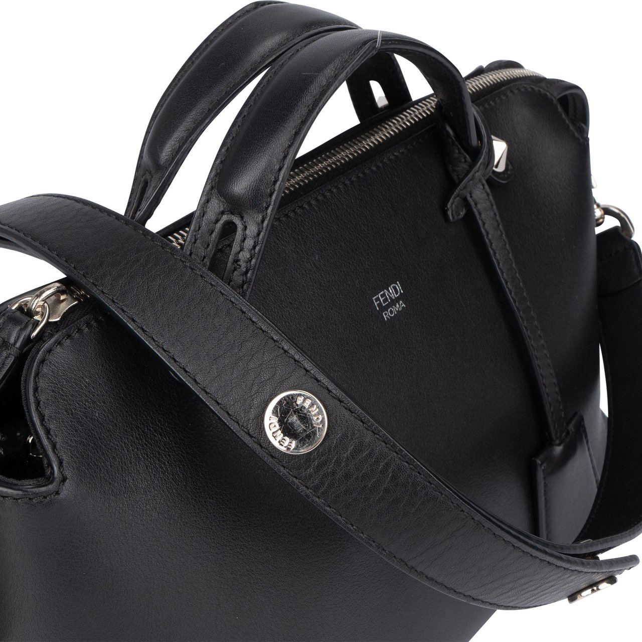 Fendi Fendi Black Leather By The Way Handbag Zwart