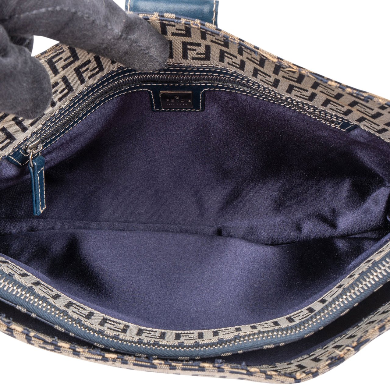 Fendi Fendi FF Monogram Baguette Buckle Shoulder Bag Blauw