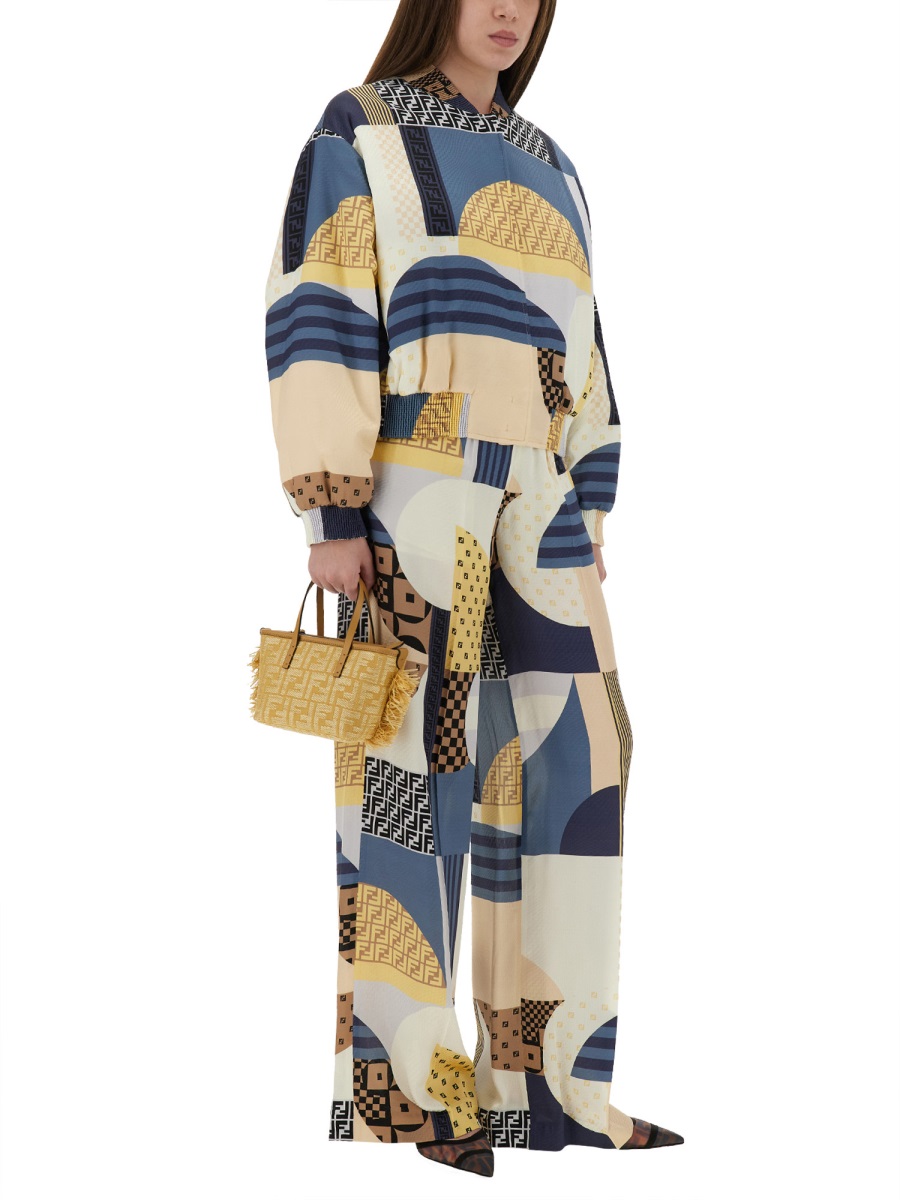 Fendi SILK BOMBER JACKET WITH PATCHWORK PRINT Blauw