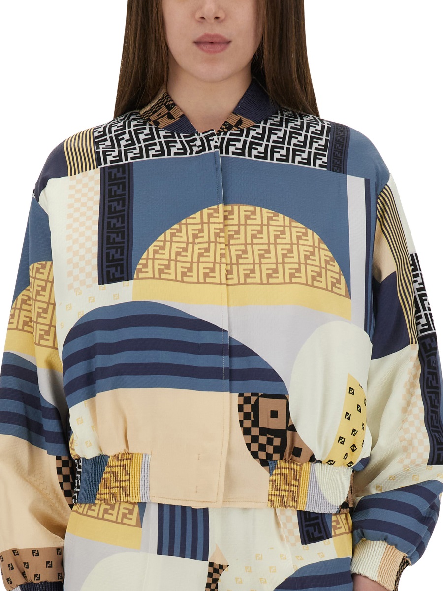 Fendi SILK BOMBER JACKET WITH PATCHWORK PRINT Blauw