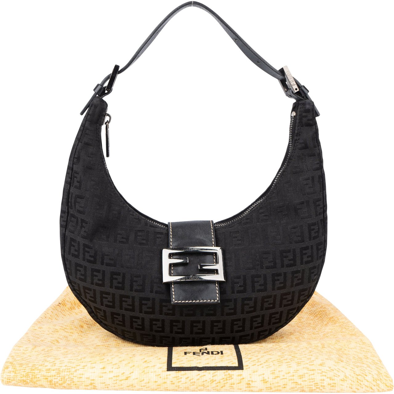 Fendi Fendi FF Monogram Halfmoon Shoulder Bag Zwart