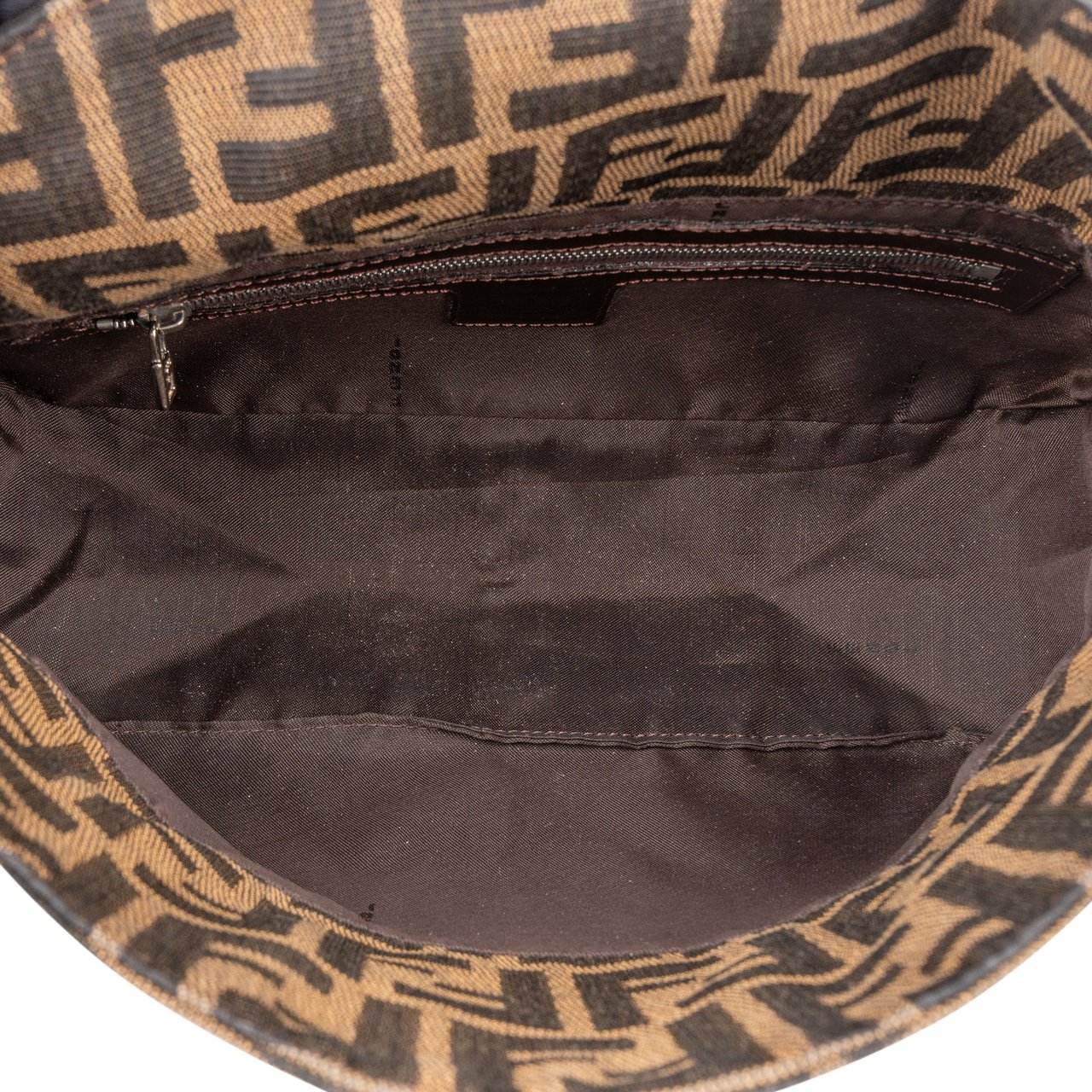 Fendi Fendi FF Monogram Baguette Buckle Handbag Bruin
