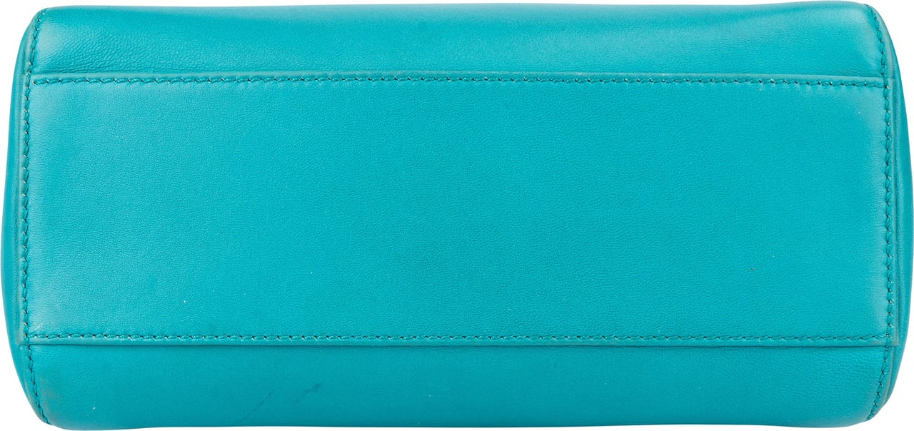 Fendi Fendi Turquoise Leather Peekaboo Handbag Blauw