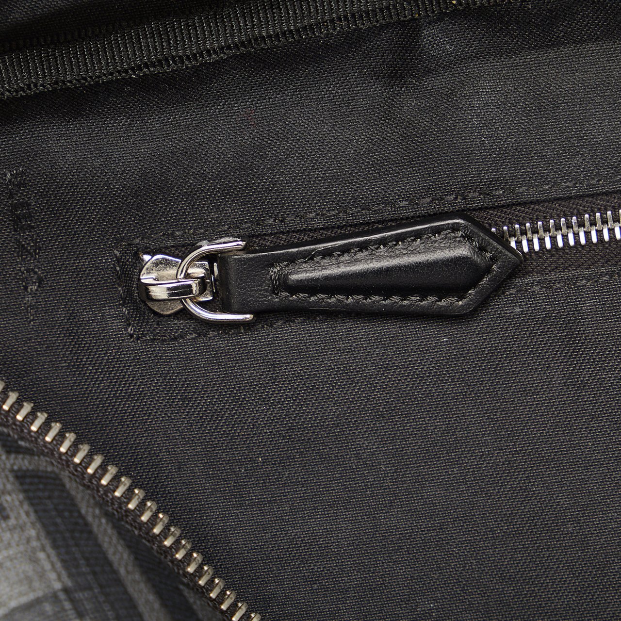 Fendi Zucca FF 1974 Diagonal Belt Bag Zwart