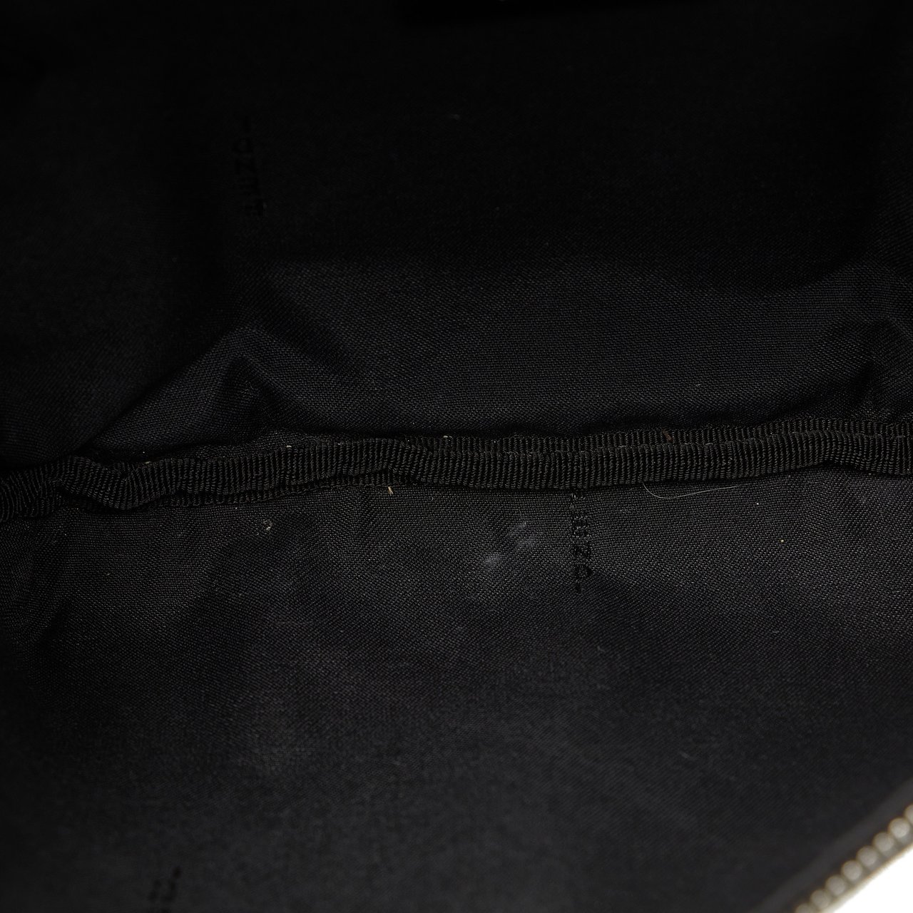 Fendi Zucca FF 1974 Diagonal Belt Bag Zwart
