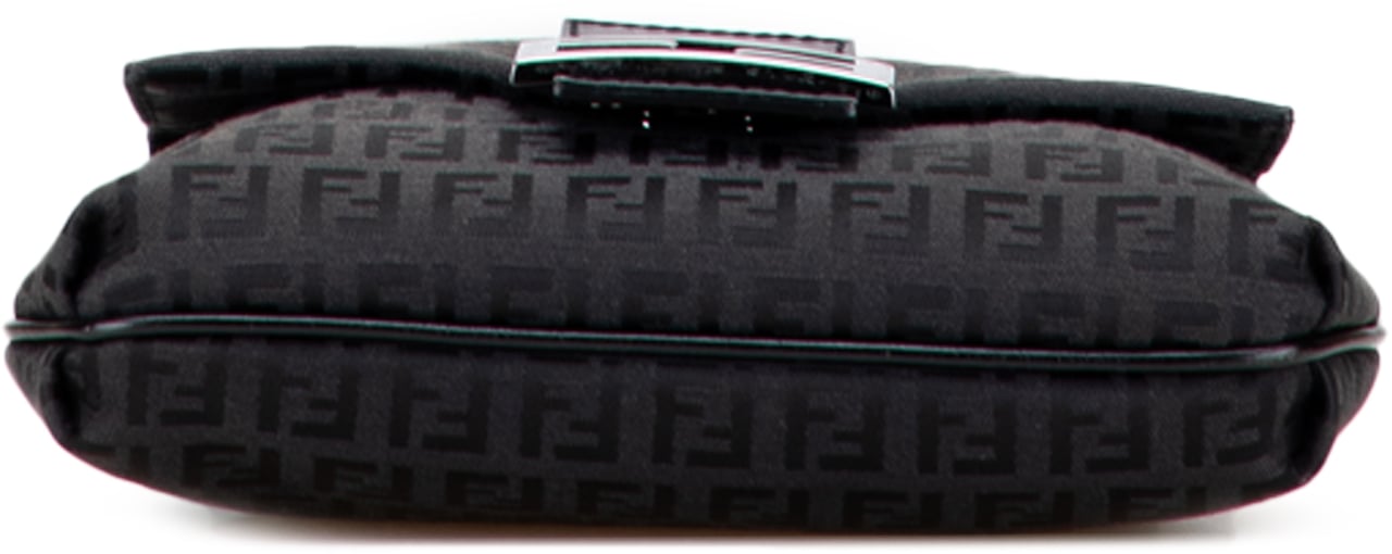 Fendi Zucchino Canvas Crossbody Zwart