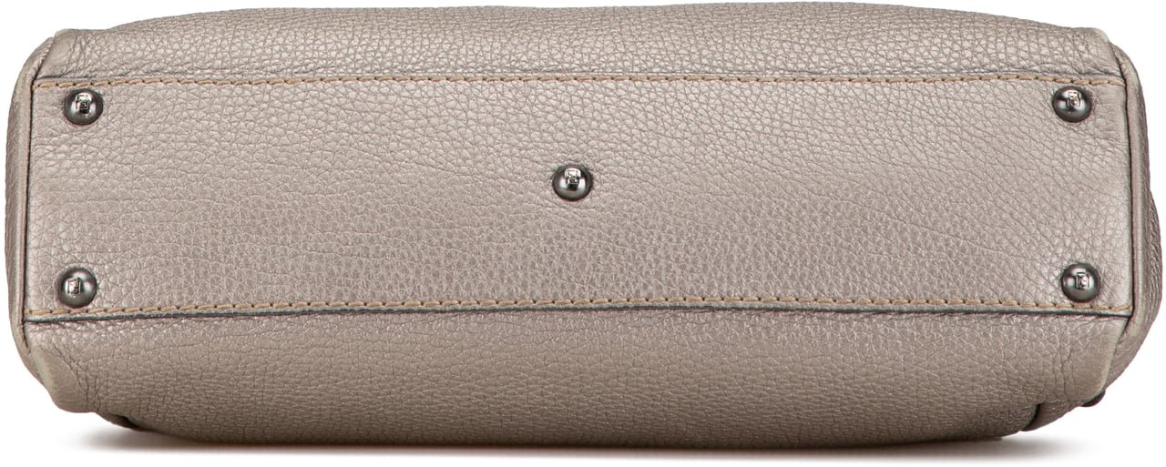 Fendi Medium Selleria Peekaboo Zilver