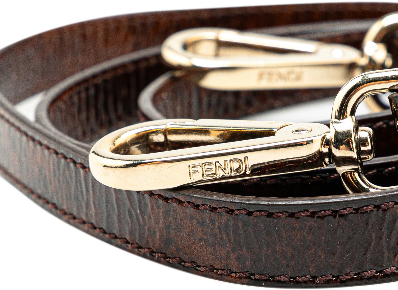 Fendi Leather Shoulder Strap Bruin