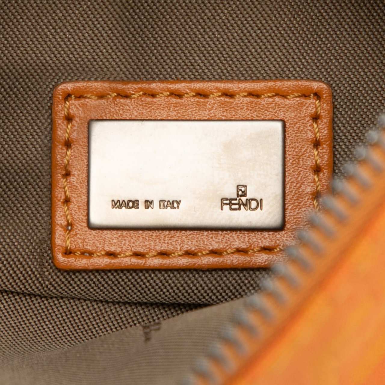 Fendi Zucchino Canvas Crossbody Oranje