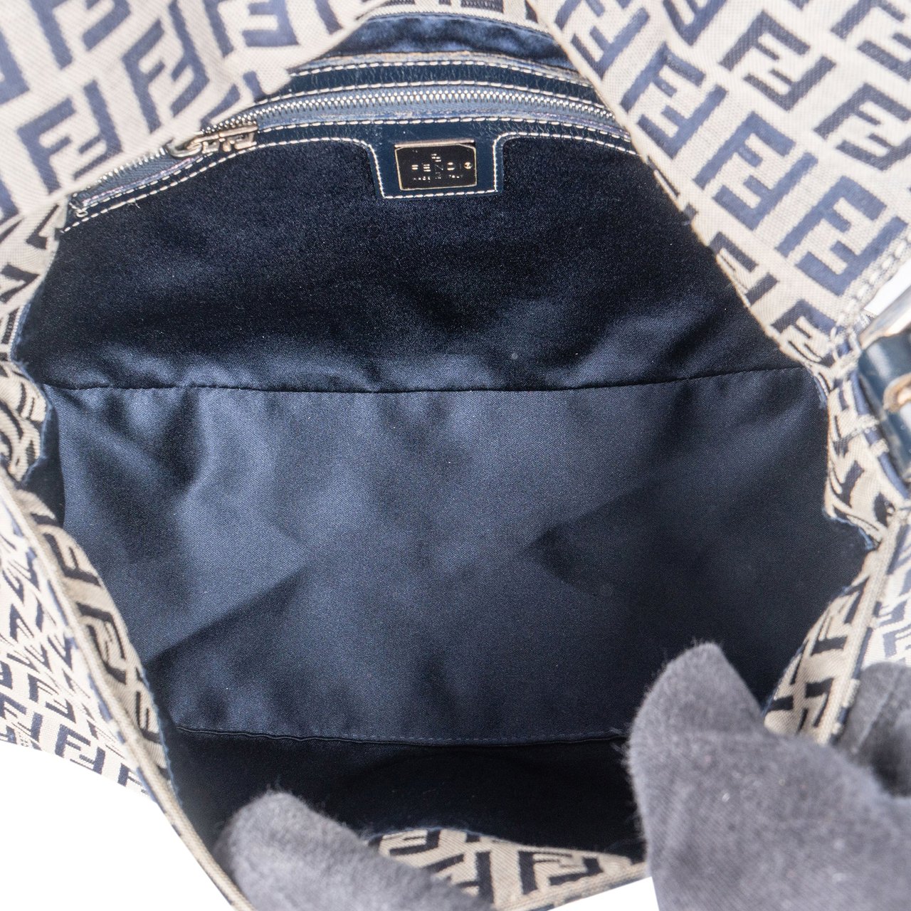 Fendi Fendi FF Monogram Baguette Buckle Shoulder Bag Blauw
