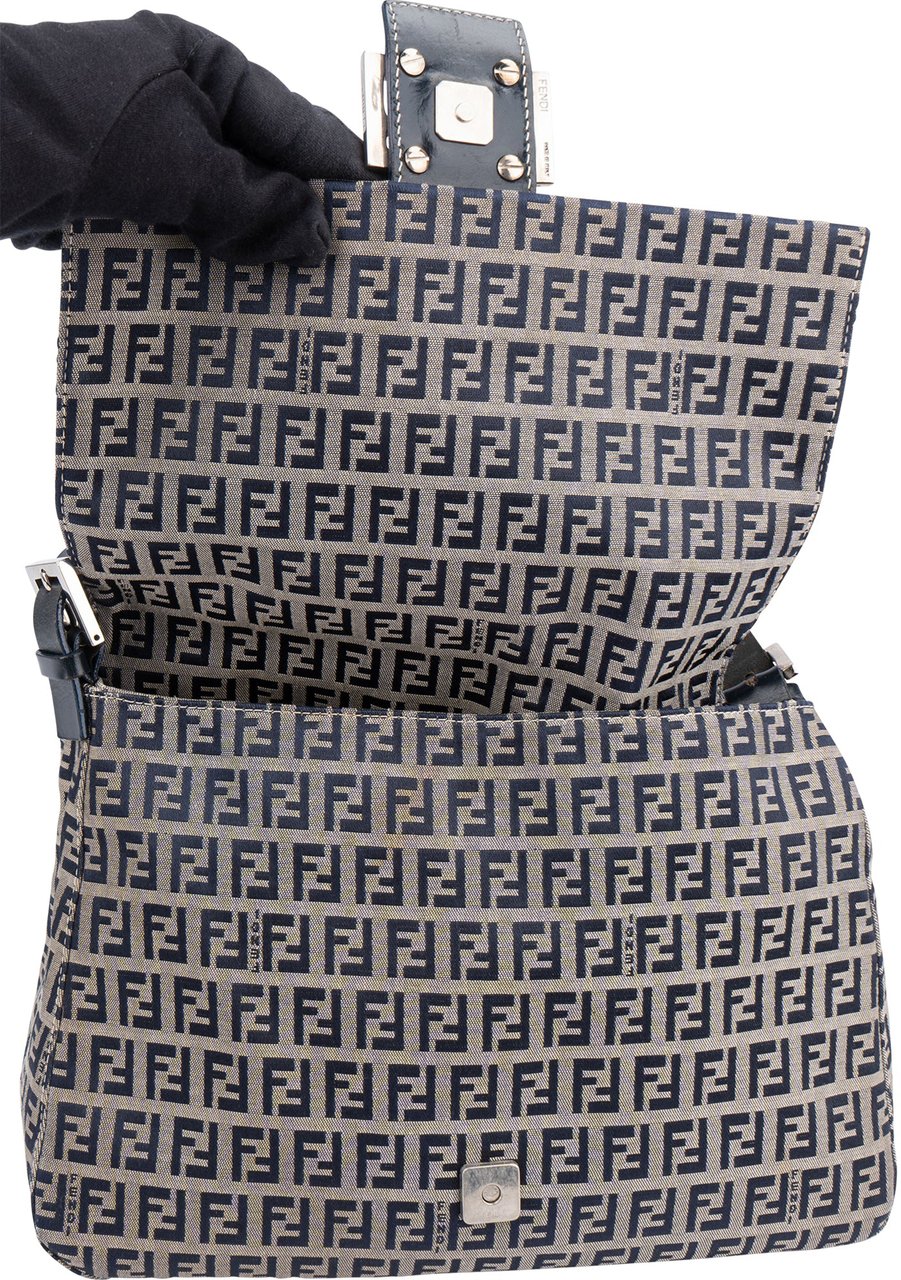 Fendi Fendi FF Monogram Baguette Buckle Shoulder Bag Blauw