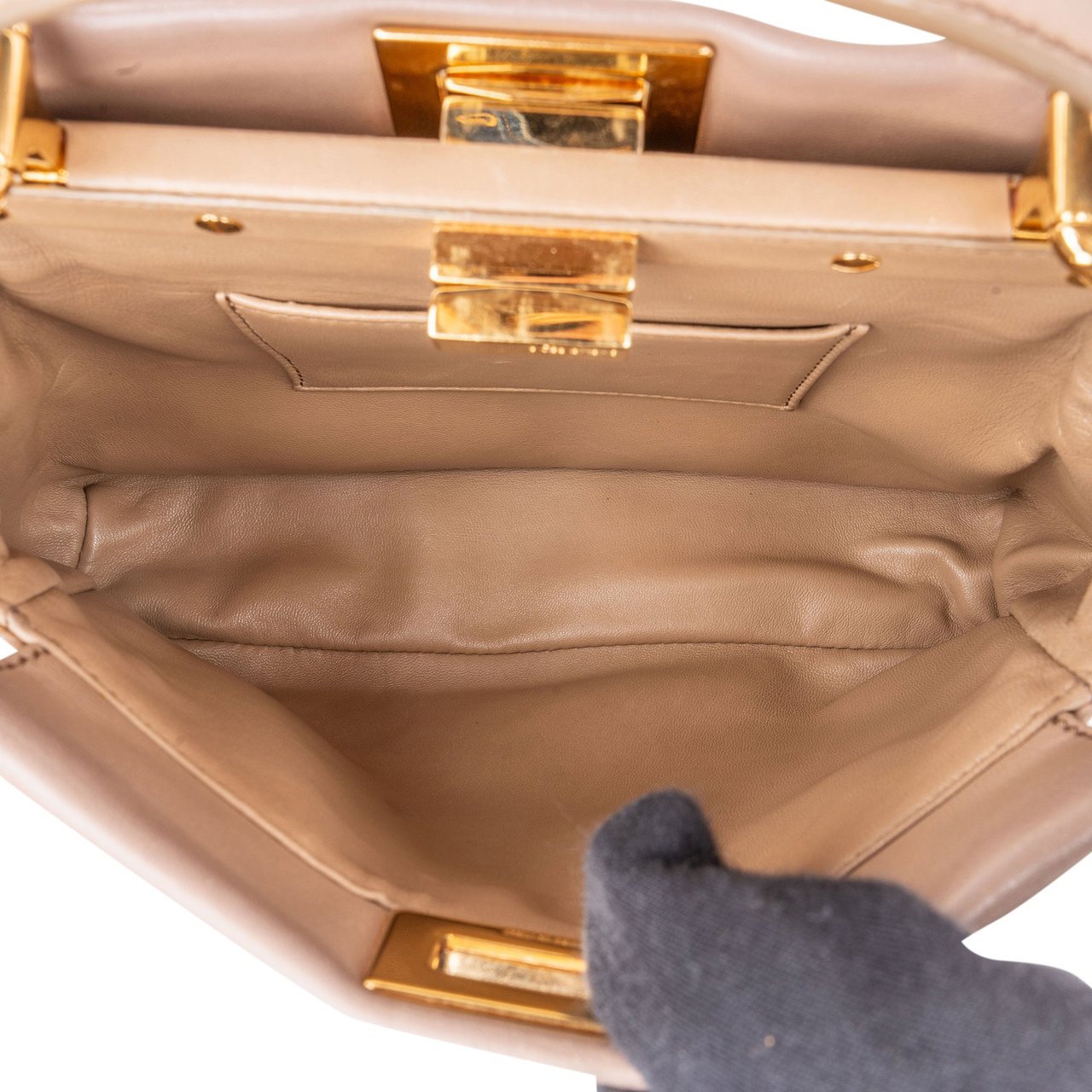 Fendi Fendi Leather Peekaboo Handbag Bruin