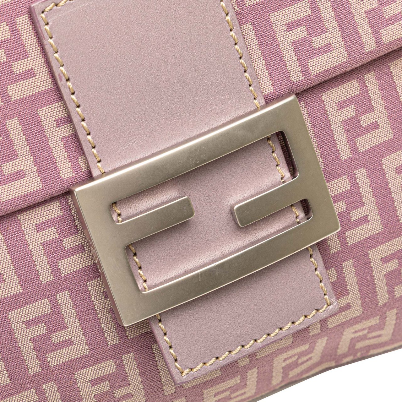 Fendi Zucchino Canvas Crossbody Roze