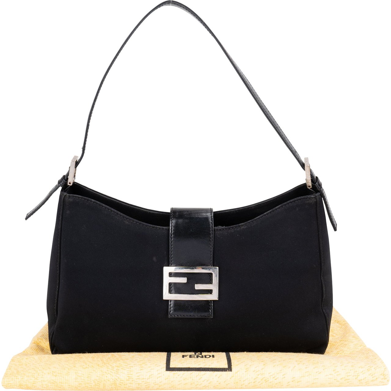 Fendi Fendi Classic Cotton Baguette Buckle Shoulder Bag Zwart