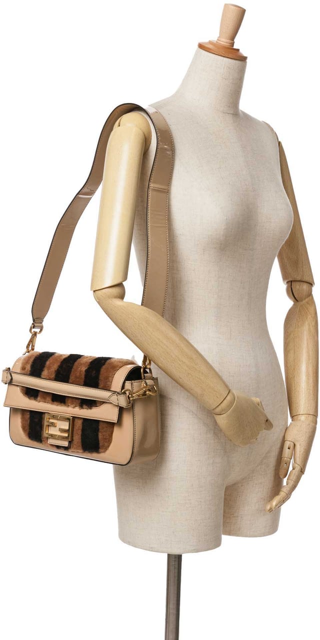 Fendi Shearling Pequin Baguette Satchel Bruin