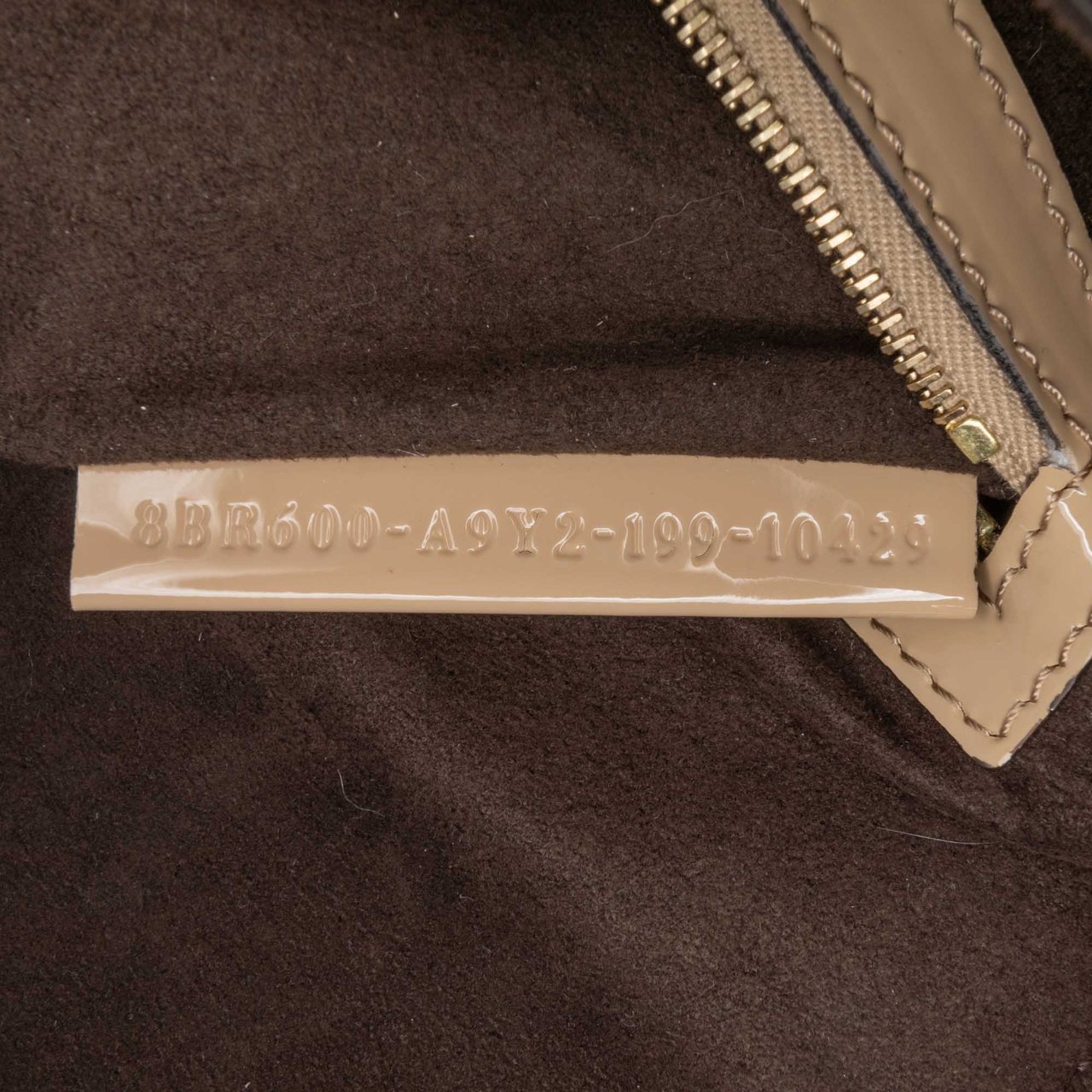 Fendi Shearling Pequin Baguette Satchel Bruin