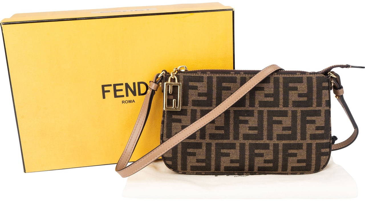 Fendi Fendi FF Monogram Baguette Crossbody Bag Bruin