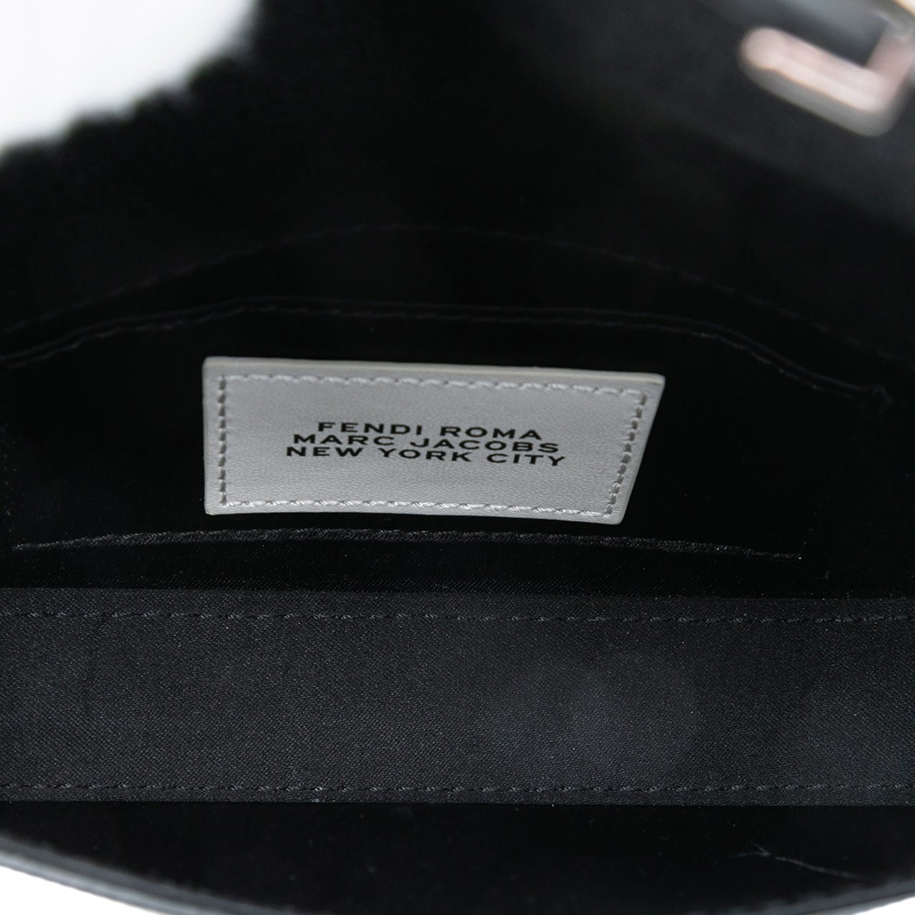 Fendi Marc Jacobs Calfskin Baguette Phone Pouch Satchel Zwart