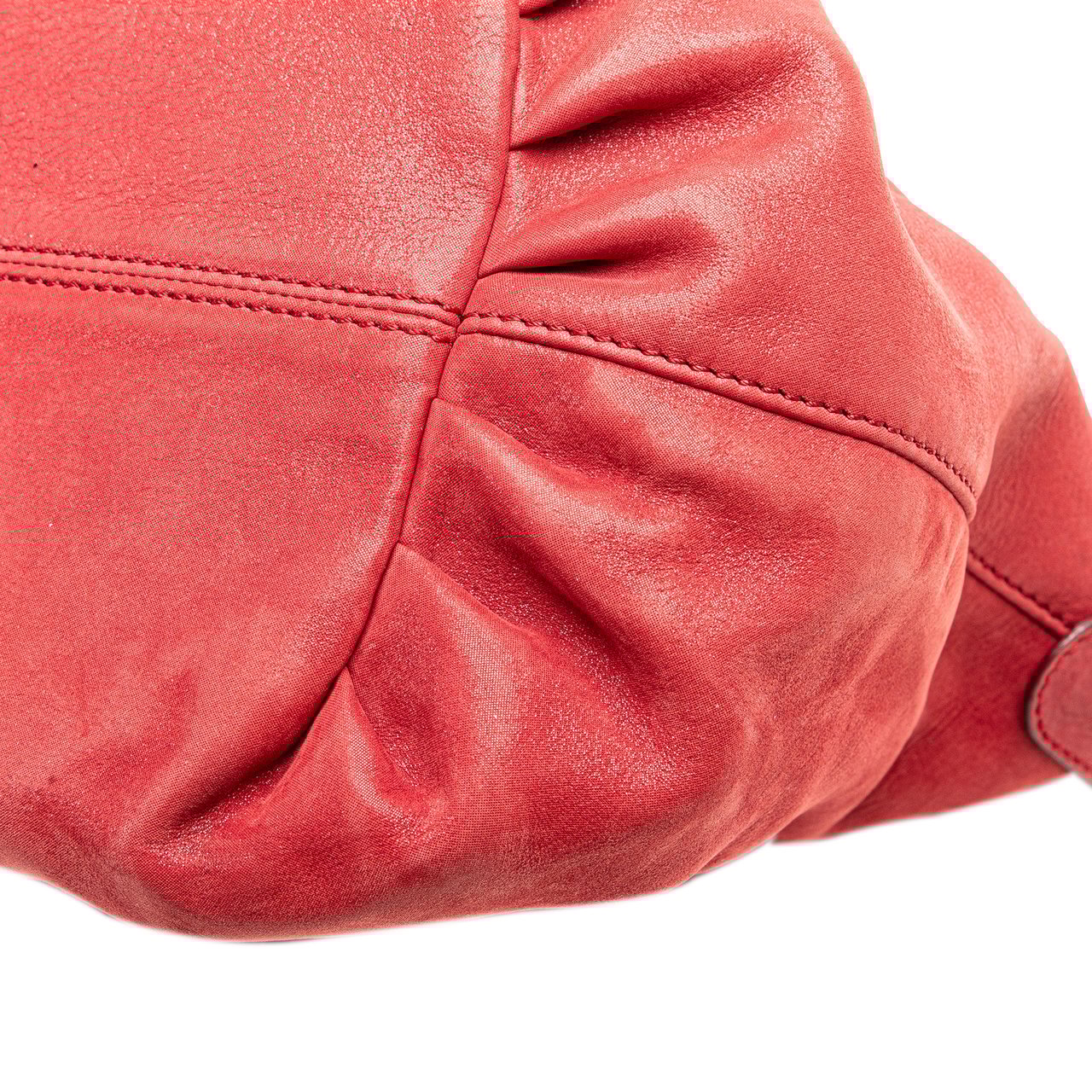 Fendi Medium Leather Chains Tote Rood