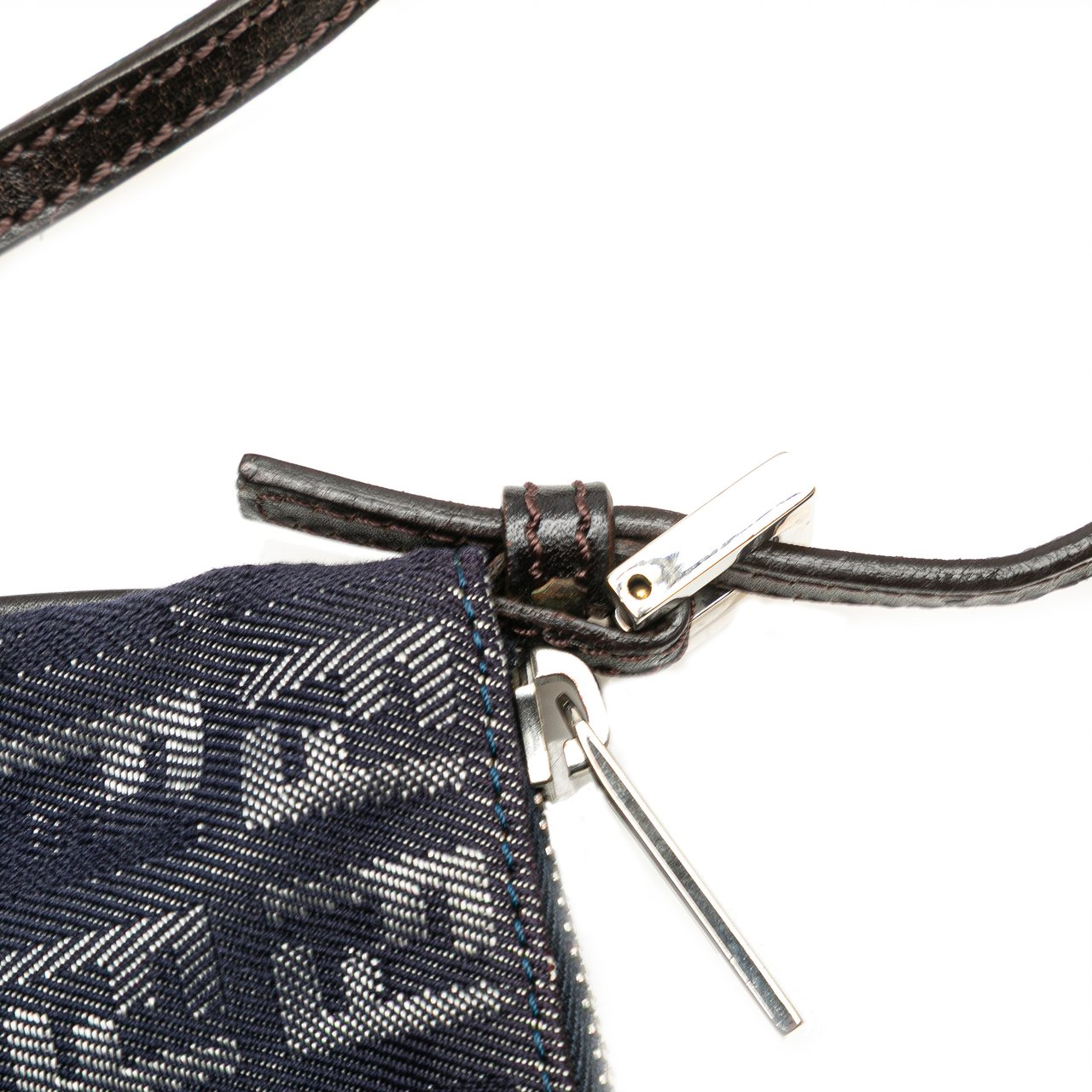 Fendi Zucchino Denim Crossbody Blauw