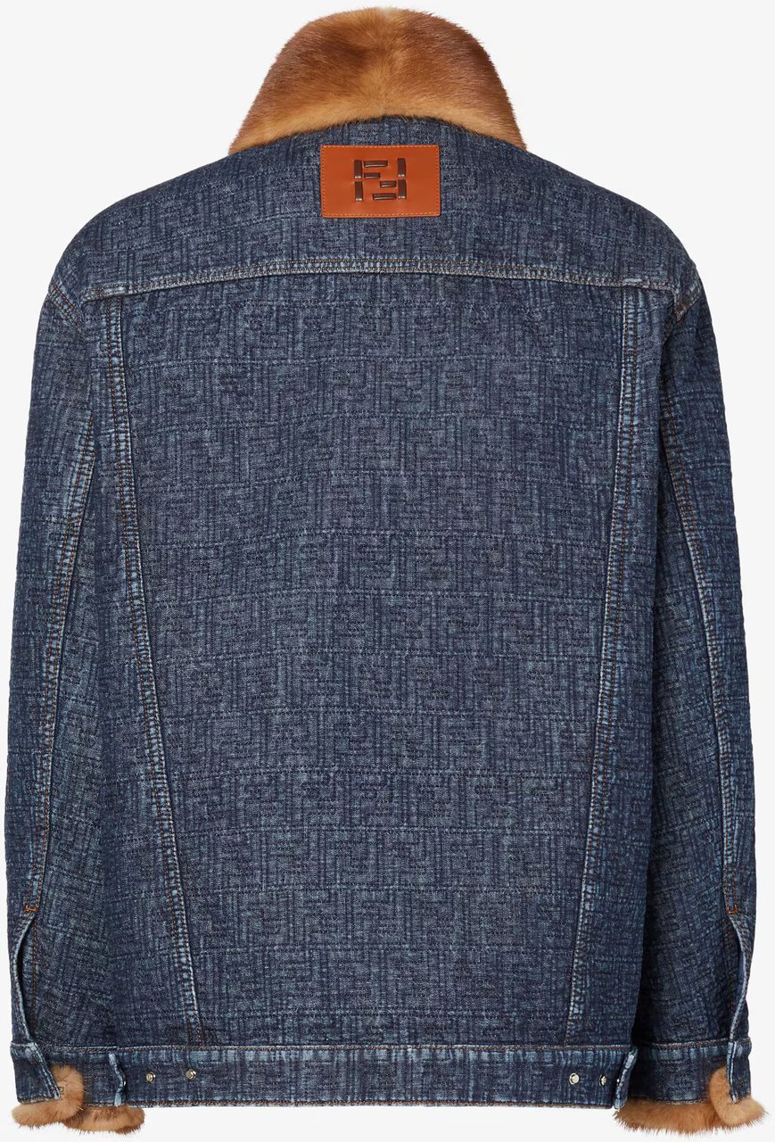 Fendi Padded Denim Jacket with Textured Fabric and Fur Collar Grijs