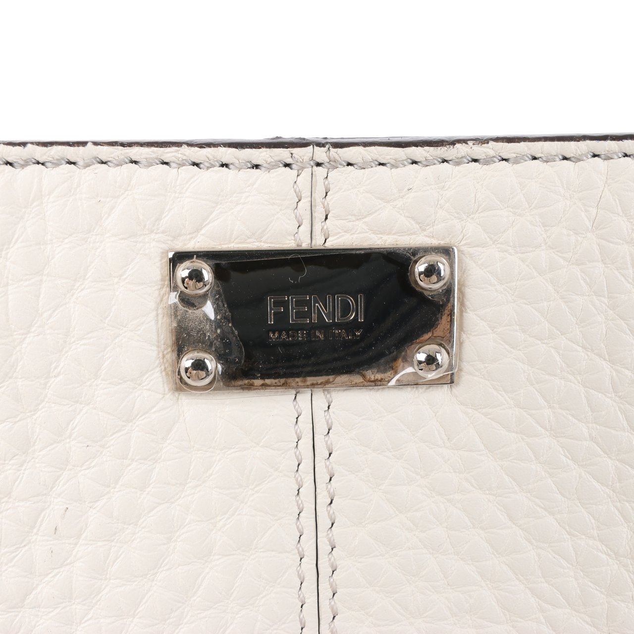 Fendi Fendi Peek-a-boo X-light Leather Handbag in White 7VA448 Wit