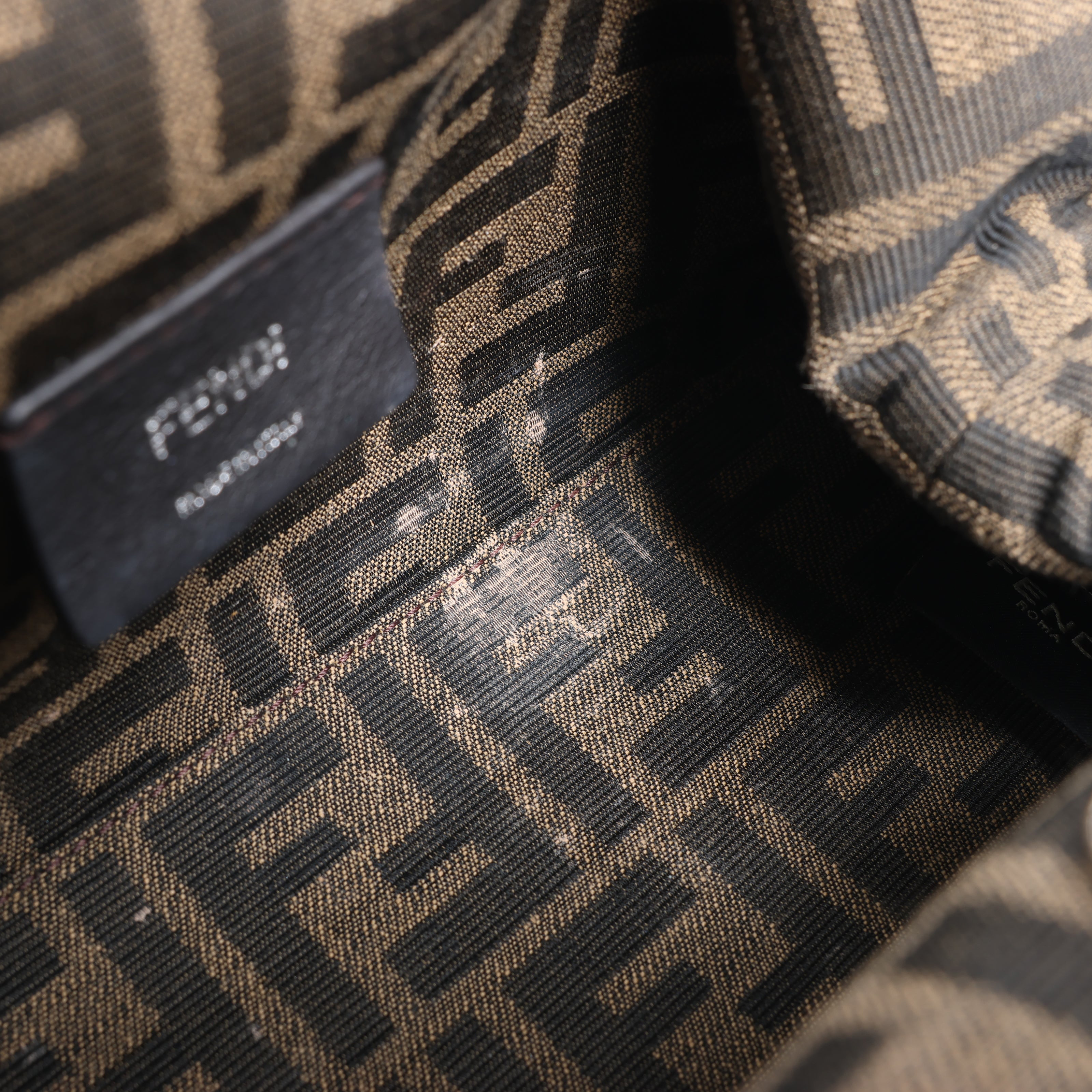 Fendi FENDI First Leather x Suede Shoulder bag in Beige 8BP129 Beige