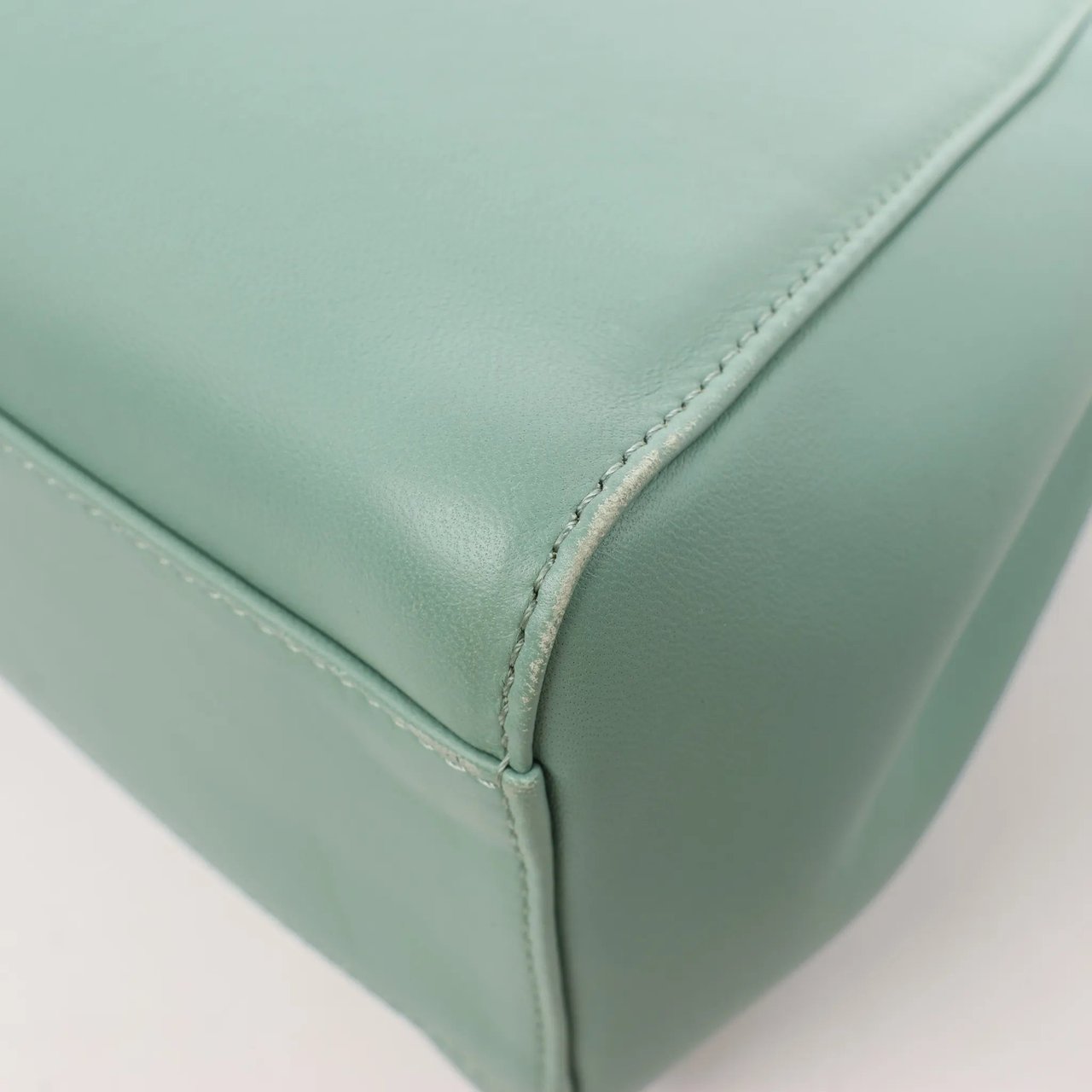 Fendi Fendi Peekaboo Mini Leather 2Way Handbag in Green 8BN244 Groen