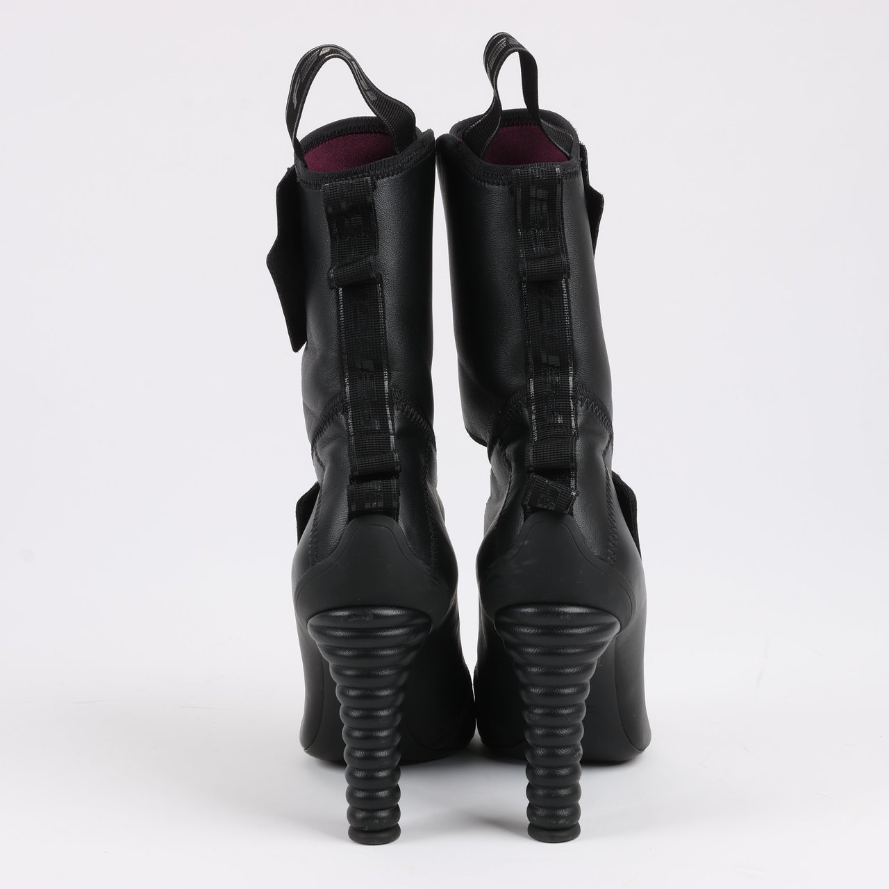 Fendi Fendi Leather Ankle Boots in Black, Size 38 EU Zwart