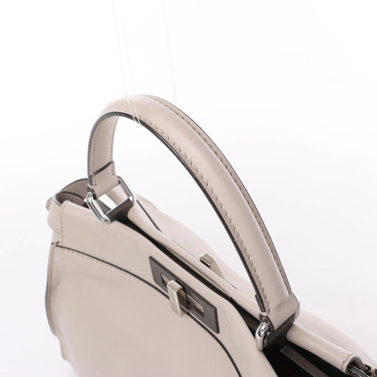 Fendi Fendi Peekaboo Regular Leather 2Way Handbag in Light Greige 8BN290 Beige