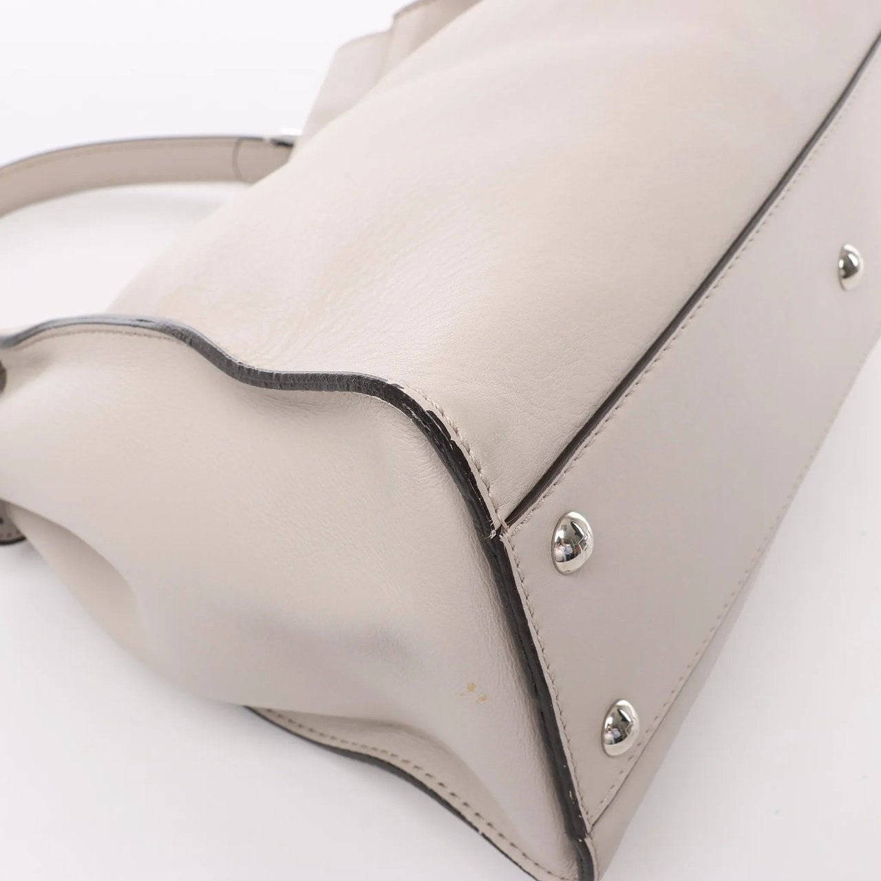 Fendi Fendi Peekaboo Regular Leather 2Way Handbag in Light Greige 8BN290 Beige