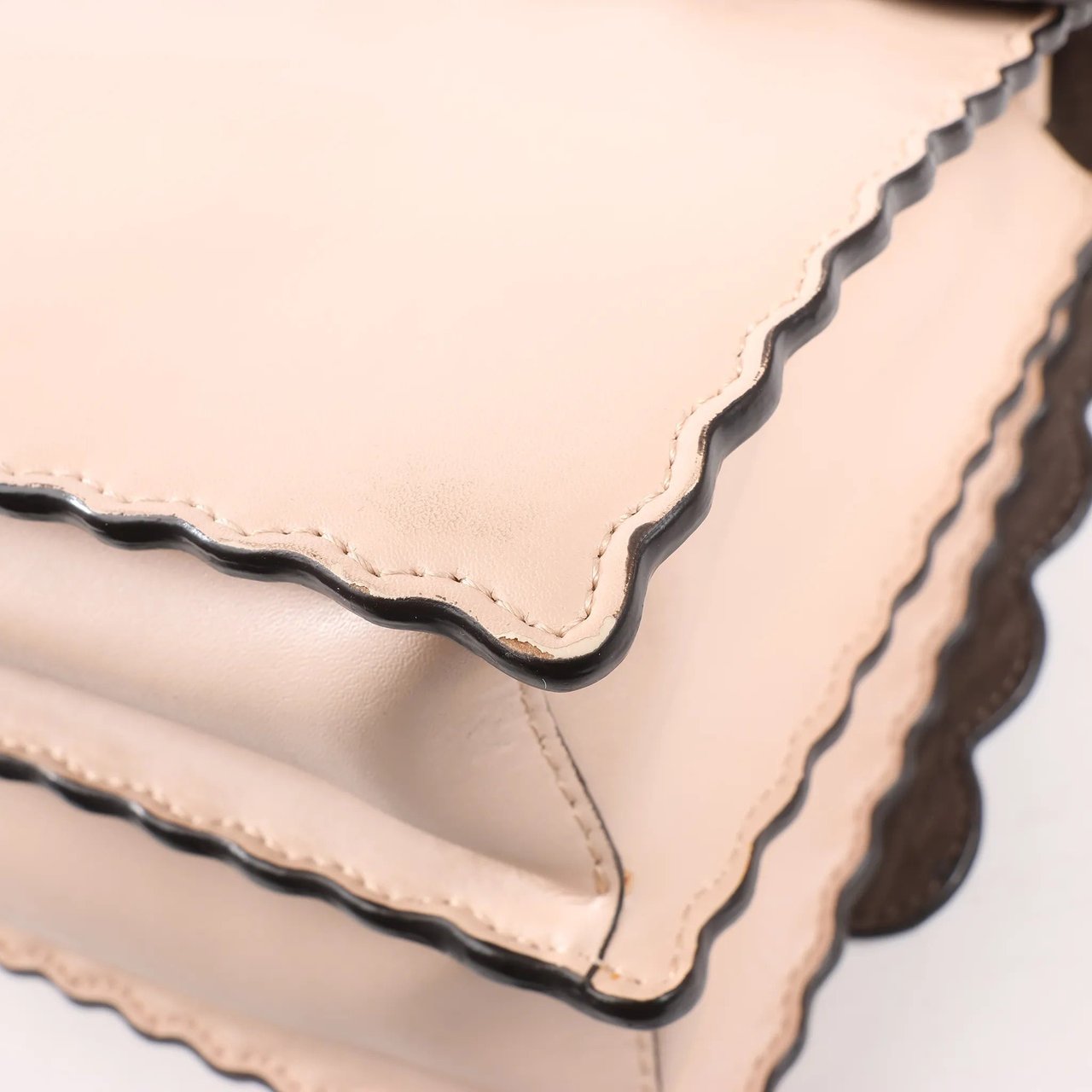 Fendi FENDI Kan I Leather 2Way Handbag in Pink 8BT283 Roze