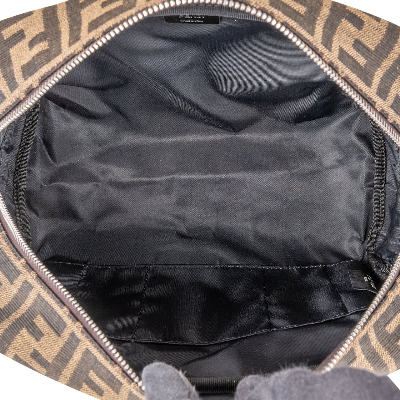 Fendi Fendi FF Monogram Toiletry Bag Bruin