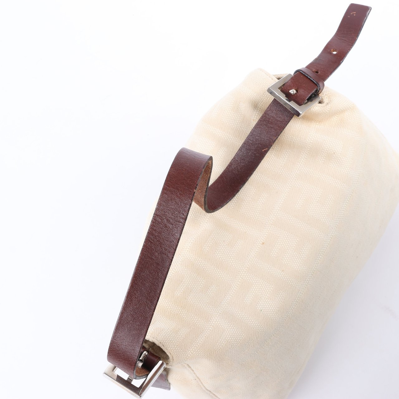 Fendi FENDI Mamma Baguette Zucchino Canvas & Leather Shoulder bag in Beige 26325 Divers