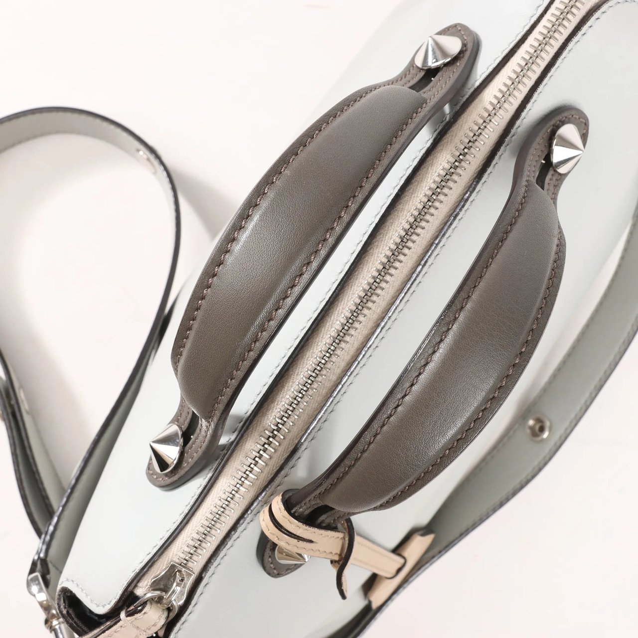 Fendi Fendi By The Way Medium Leather 2Way Handbag in Blue 8BL124 Blauw