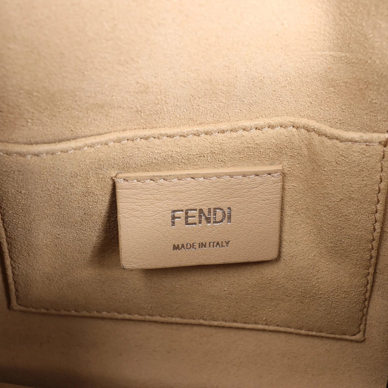 Fendi FENDI Mini Kan I Leather Shoulder Bag in White 8M0381 Wit