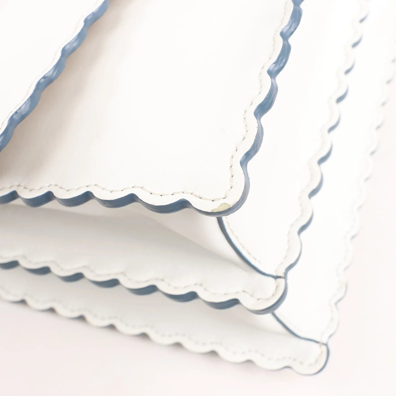 Fendi FENDI Mini Kan I Leather Shoulder Bag in White 8M0381 Wit