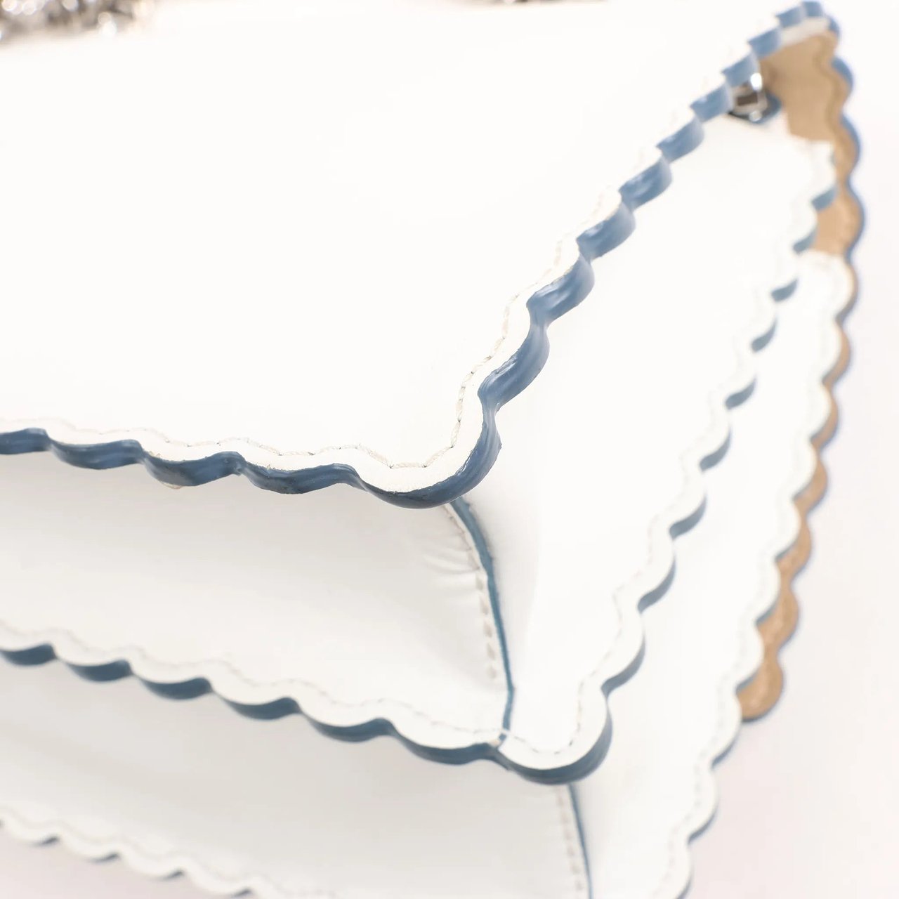 Fendi FENDI Mini Kan I Leather Shoulder Bag in White 8M0381 Wit