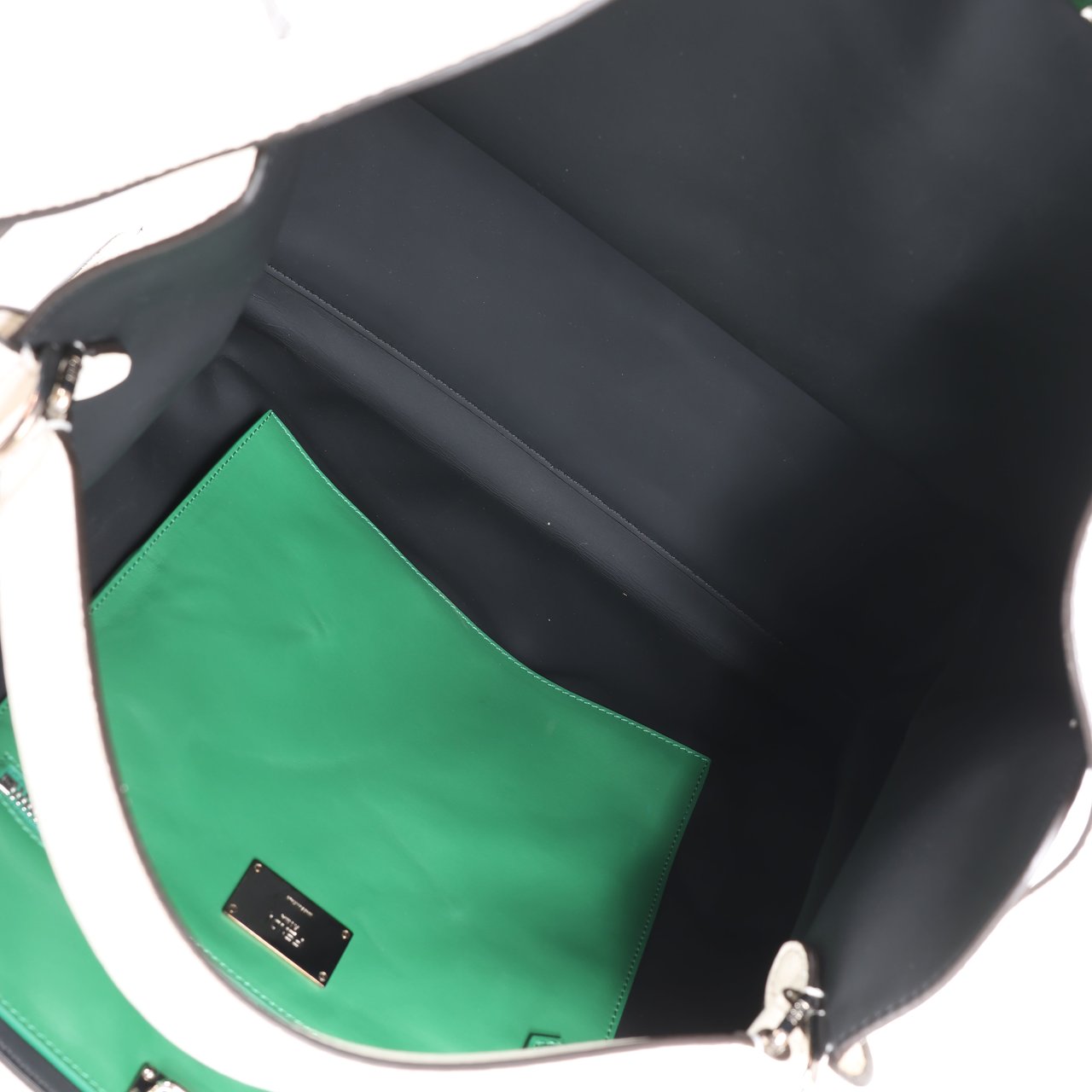 Fendi Fendi Peek-a-boo X-light Leather Handbag in White 7VA448 Wit