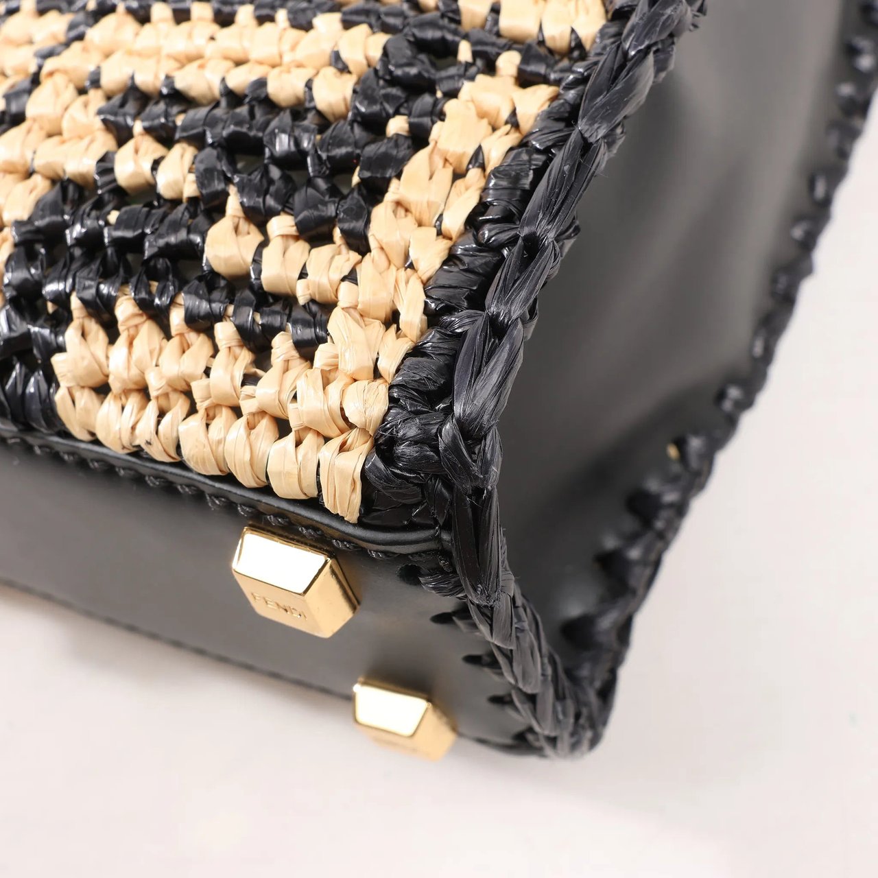 Fendi Fendi Mon Sunshine Shopper Zucchino Small Raffia x Leather 2Way Handbag in Black x Beige 8BS051 Divers