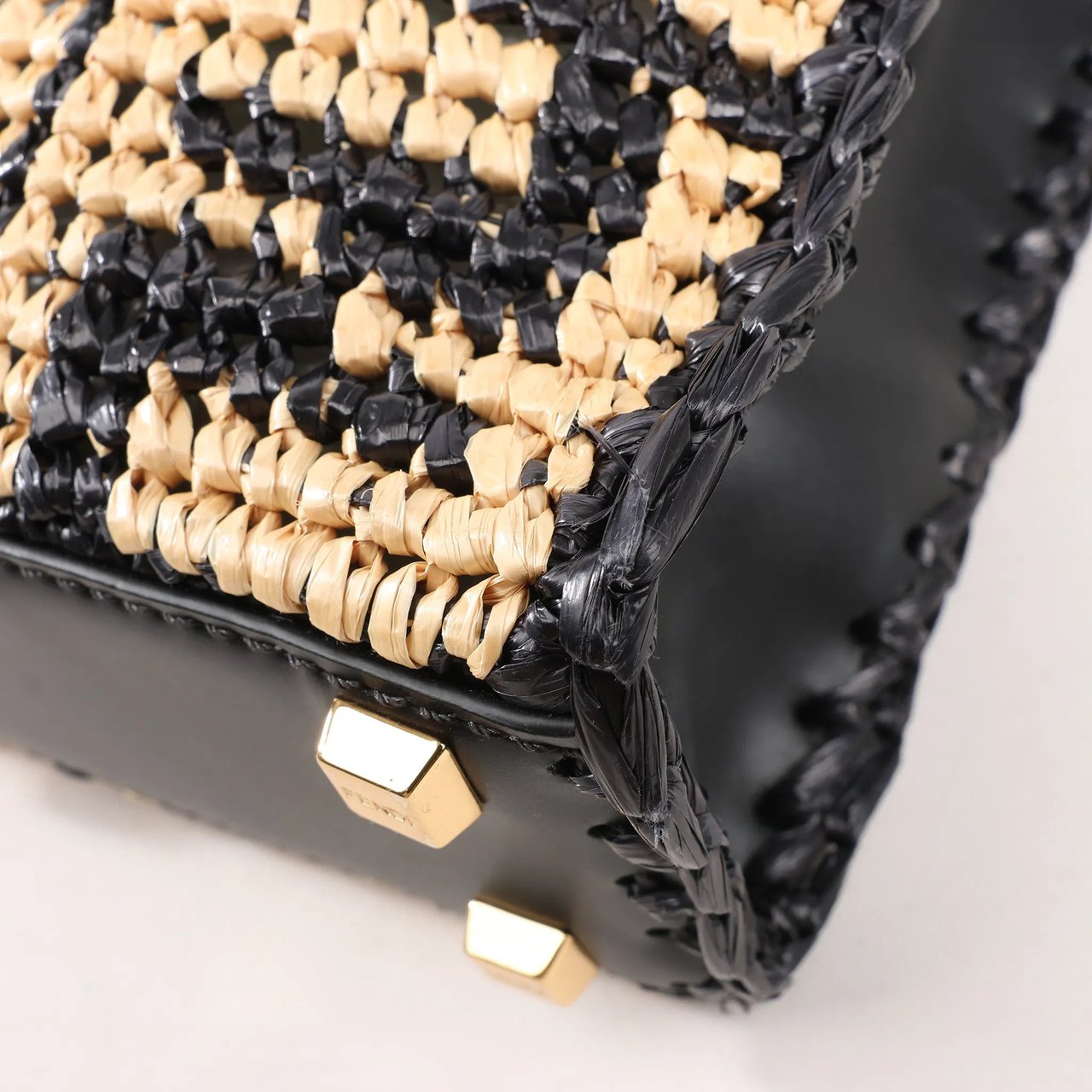 Fendi Fendi Mon Sunshine Shopper Zucchino Small Raffia x Leather 2Way Handbag in Black x Beige 8BS051 Divers