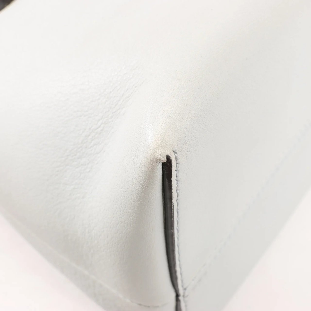 Fendi Fendi By The Way Medium Leather 2Way Handbag in Blue 8BL124 Blauw