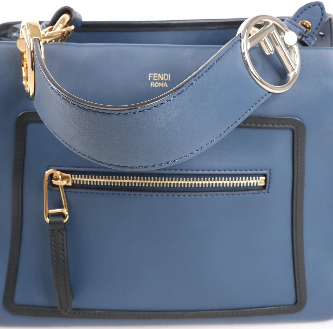 Fendi Fendi Runaway Leather 2Way Handbag in Blue 8BH344 Blauw