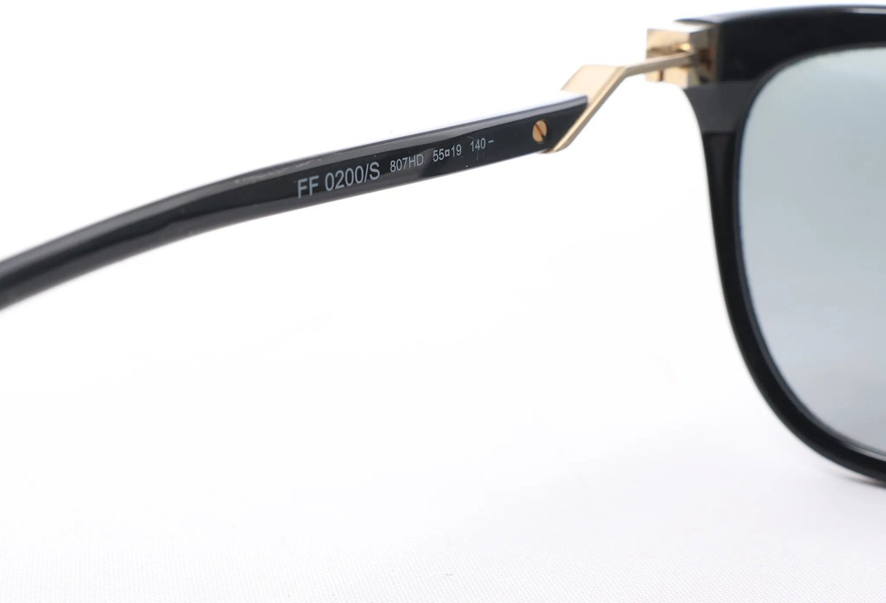 Fendi Zucca FF Logo Wayfarer Sunglasses in Black Zwart