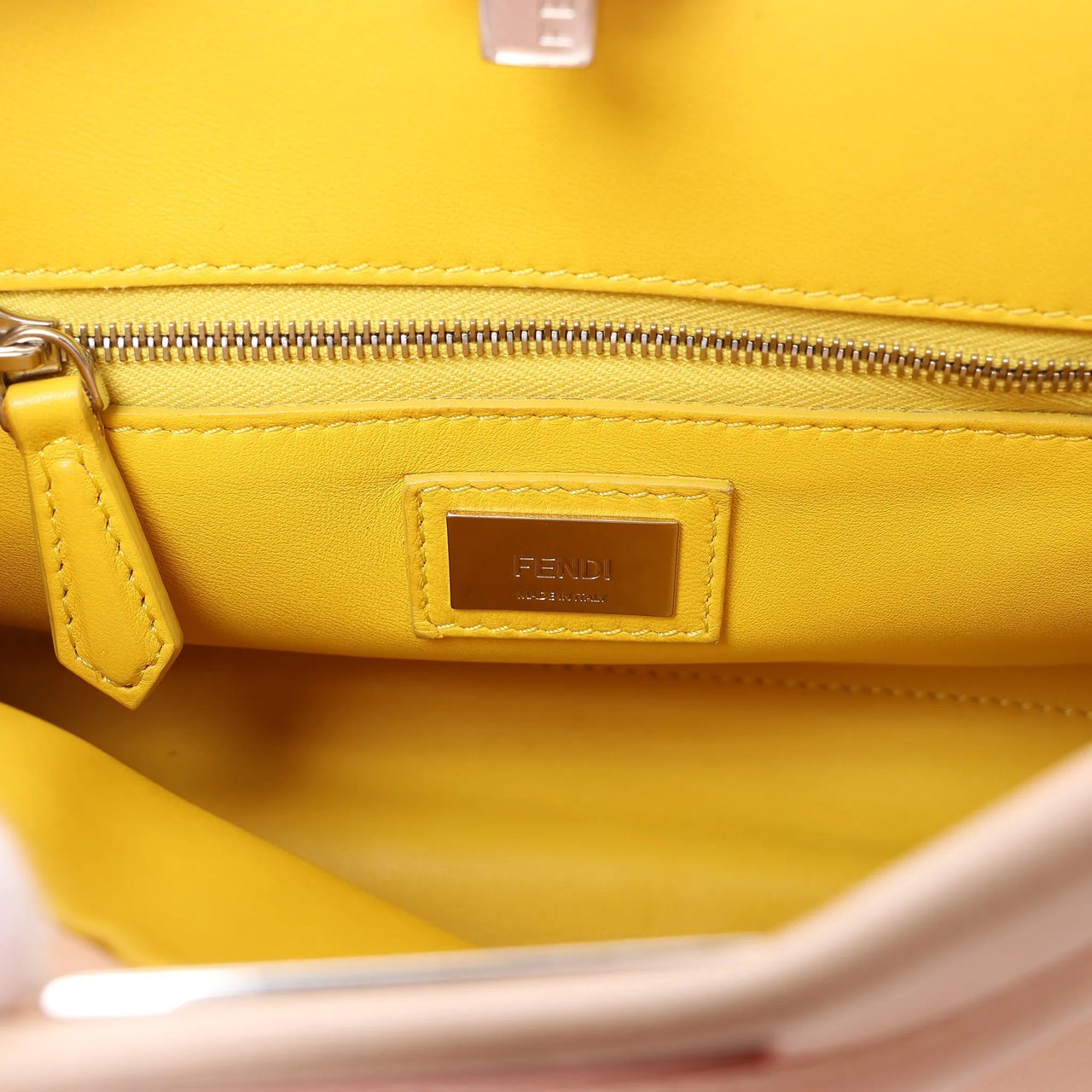 Fendi Peekaboo Mini Leather 2Way Handbag in Pink 8BN244 Roze