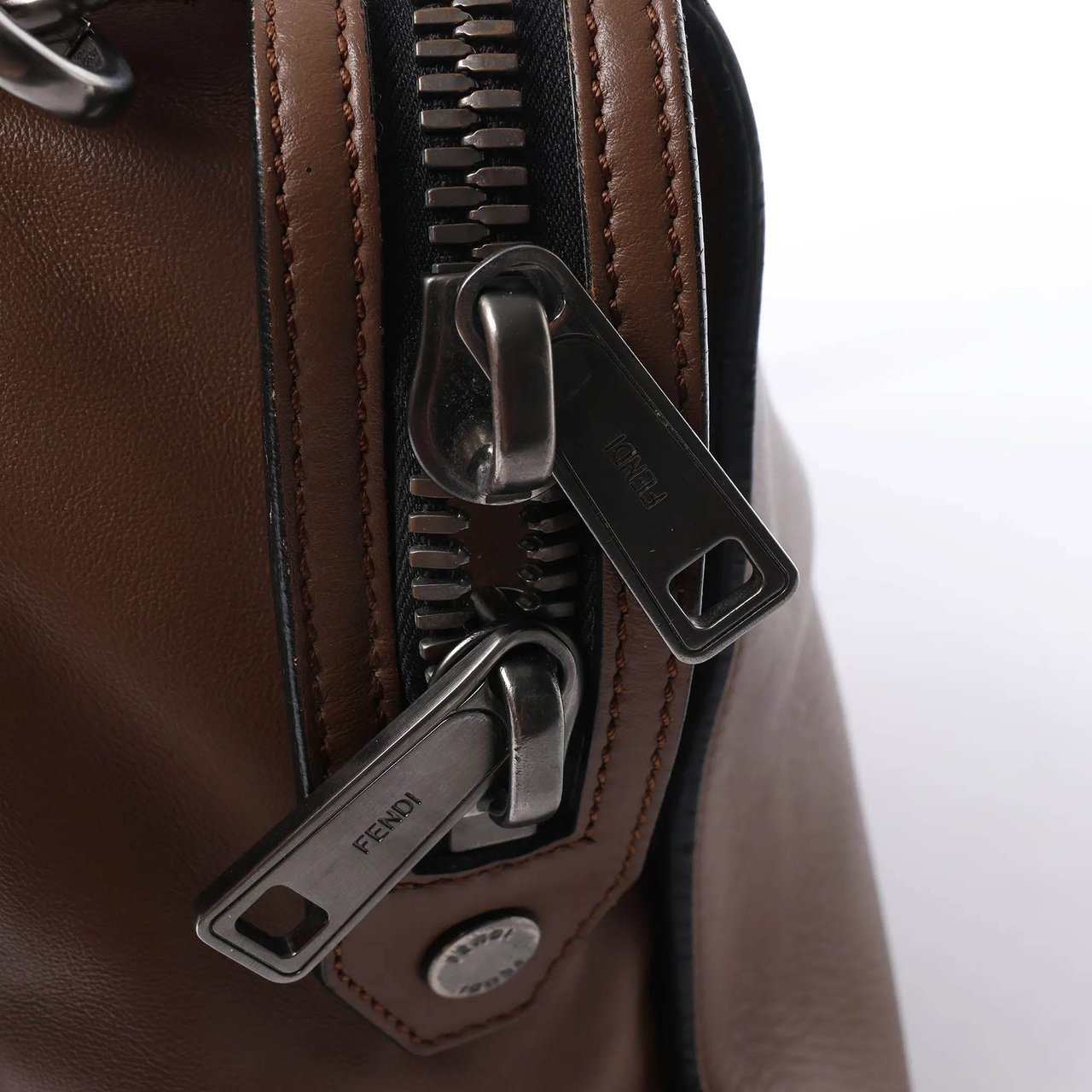 Fendi Lui Urban Leather 2Way Handbag in Brown 7VA400 Bruin
