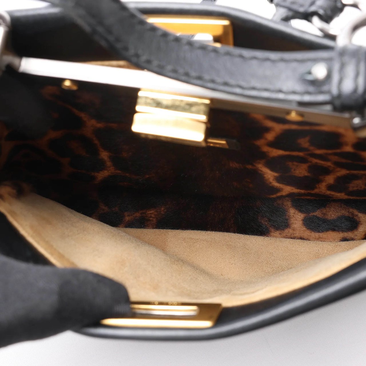 Fendi Peekaboo Mini Leather 2Way Handbag in Black 8BN227 Zwart