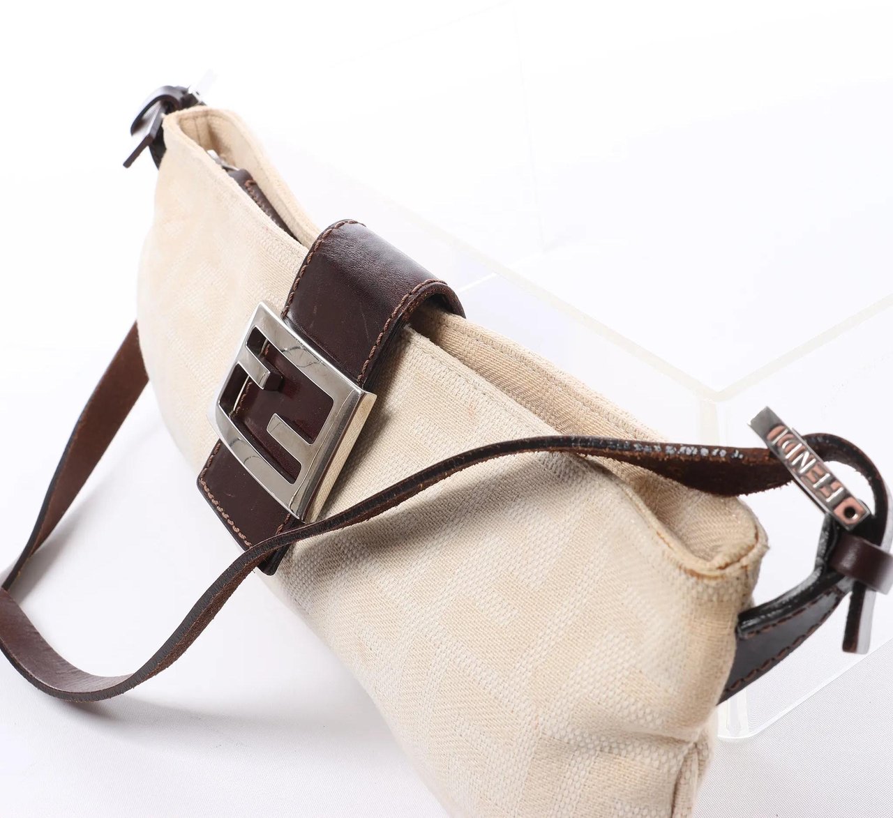 FENDI Baguette ZUCCa Canvas x Leather Shoulder bag in Beige 26685 Beige