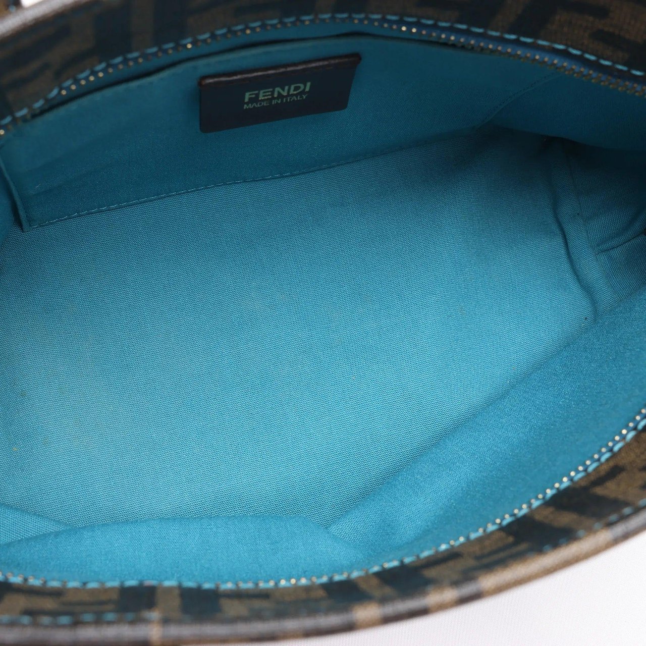 FENDI ZUCCa PVC Shoulder Bag in Brown x Blue 8BH223 Blauw