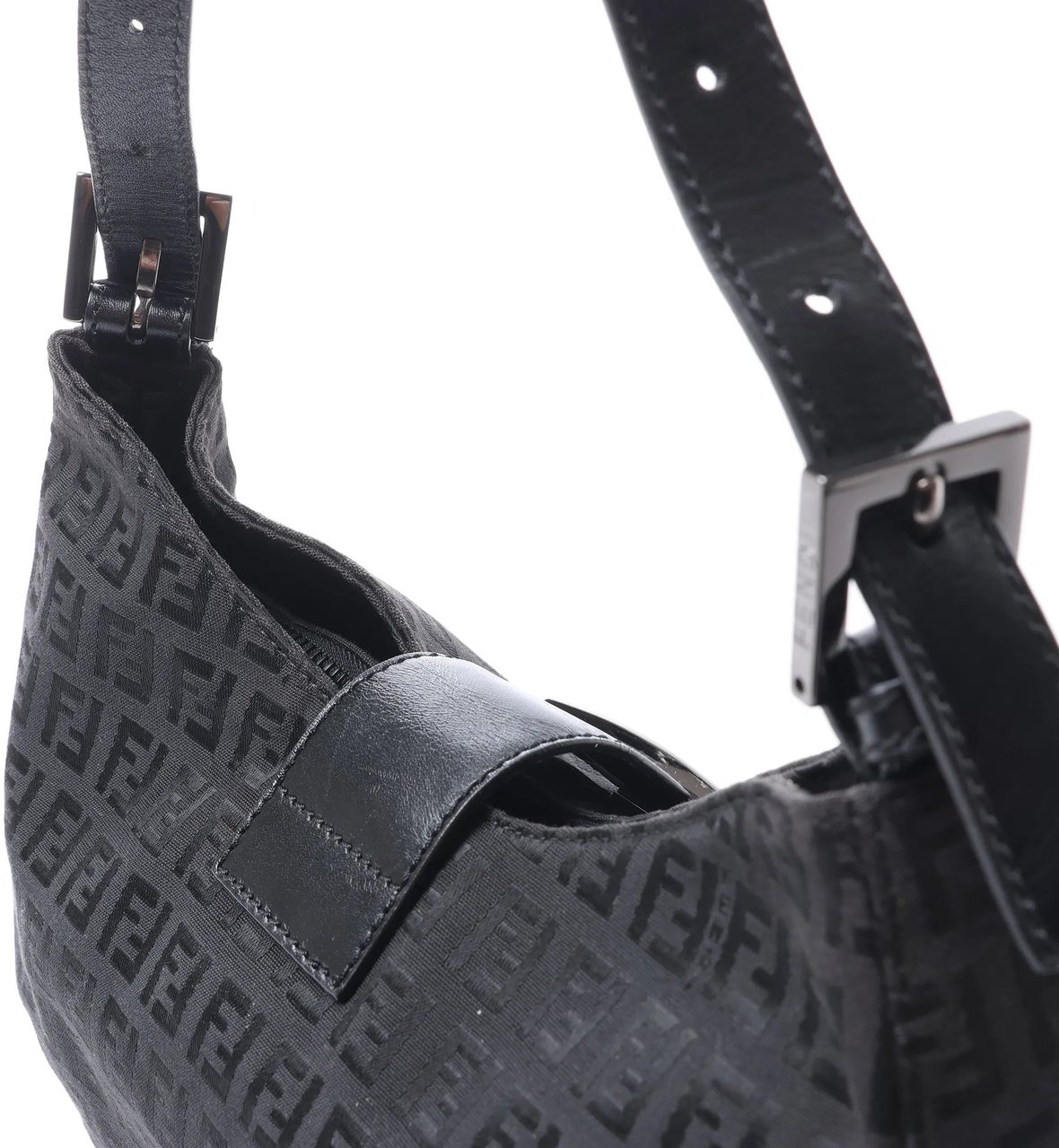 FENDI Mamma Baguette Zucchino Canvas & Leather Shoulder bag in Black 8BR036 Zwart